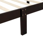Letto a piattaforma in legno con testiera e pediera