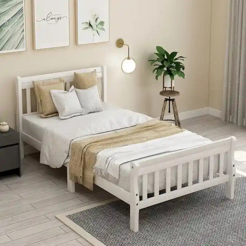 Letto a piattaforma in legno con testiera e pediera