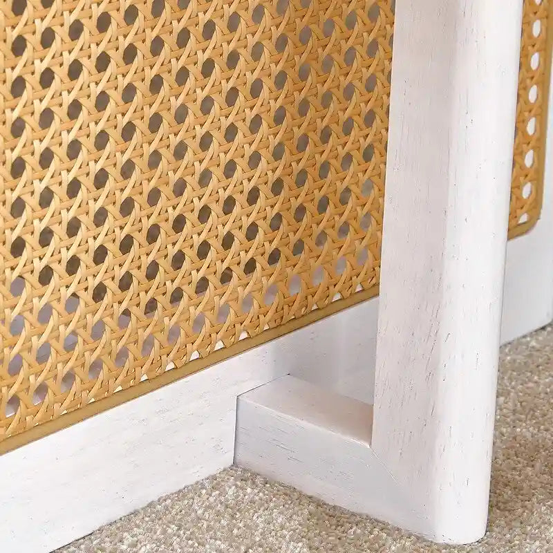 Tavolino in legno massello bianco in stile cinese e finto rattan